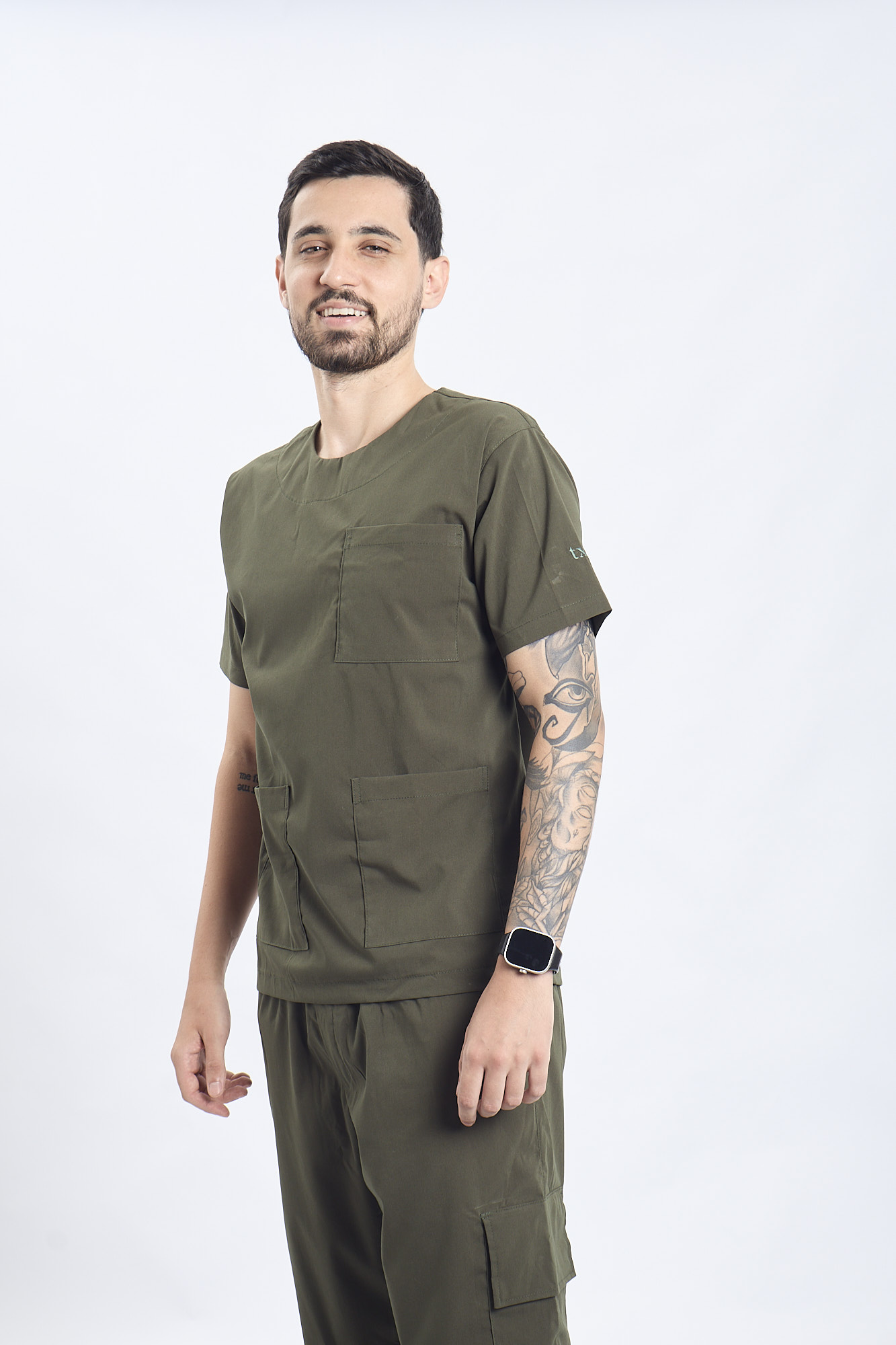 LEON Verde Militar